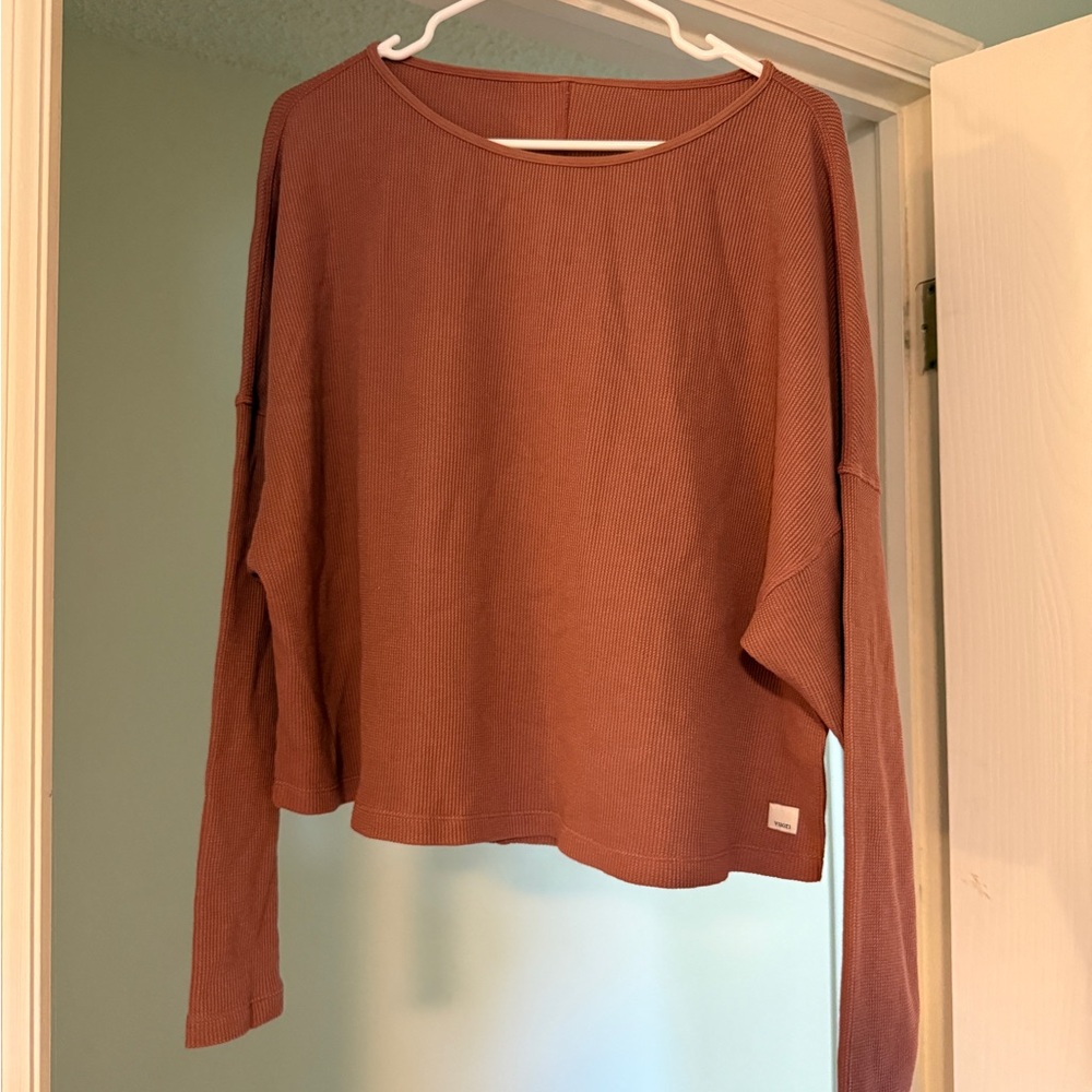 Vuori Slouchy Waffle Crewneck Shirt - Size M/L